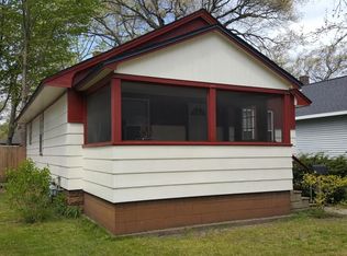 1757 Dyson St, Muskegon, MI 49442