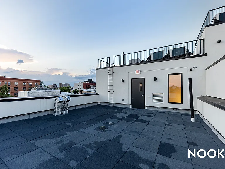 589 Knickerbocker Ave #2B — Photo 13