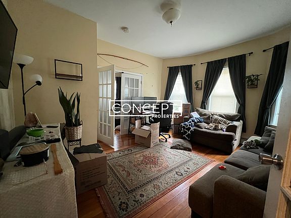 2nd image of 131 Boylston St