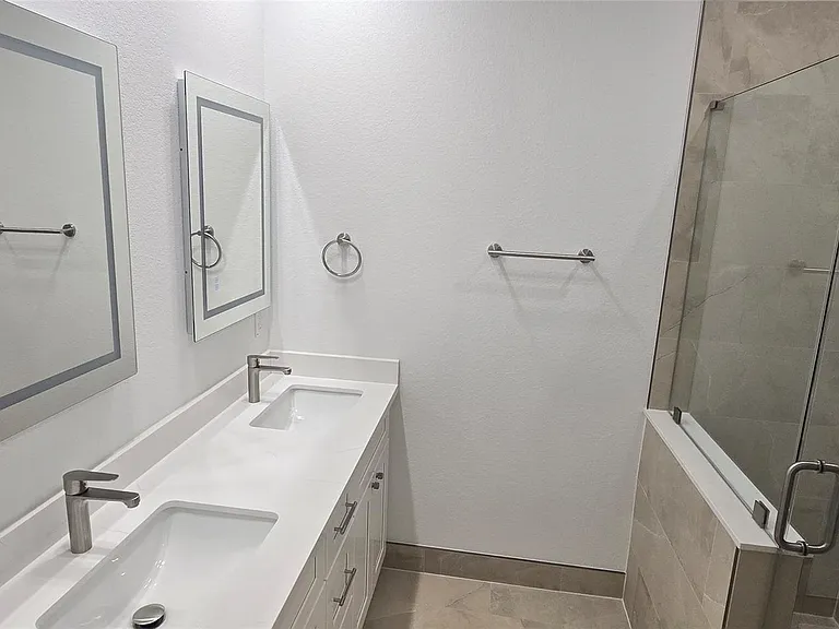 1475 Ferguson Way #A — Photo 19