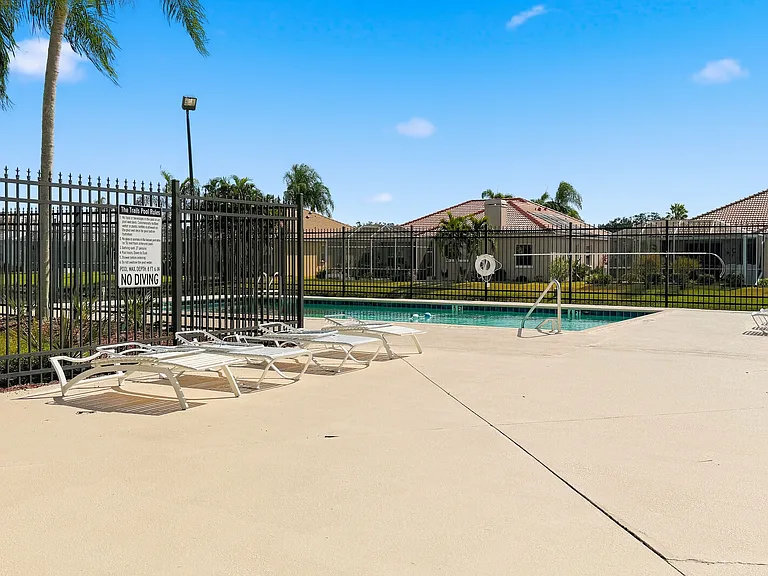 7212 41st Ct E — Photo 44