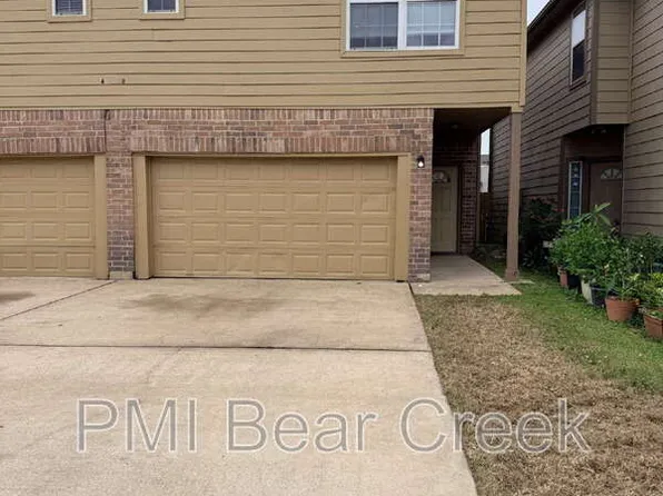 6407 Waldron Dr #B, Houston, TX 77084