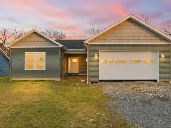 2006 Maes Lndg, Canandaigua Town, NY 14424
