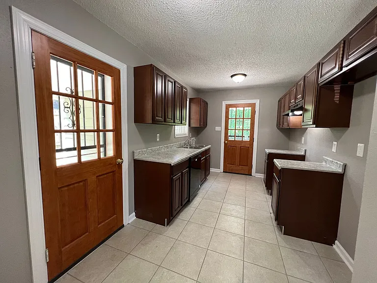 3465 Obion Dr — Photo 5