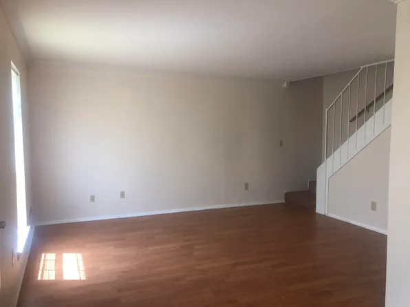 900 Mountain Creek Rd APT 93, Chattanooga, TN 37405