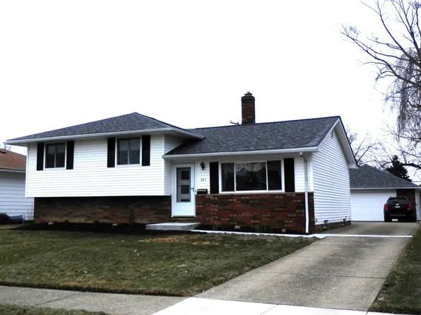 361 Saint Lawrence Blvd, Eastlake, OH 44095
