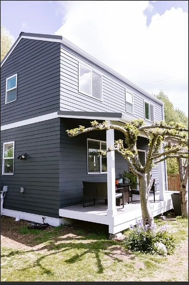 Ballard ADU, 2bd/1ba, Private, Newer Construction — Photo 2