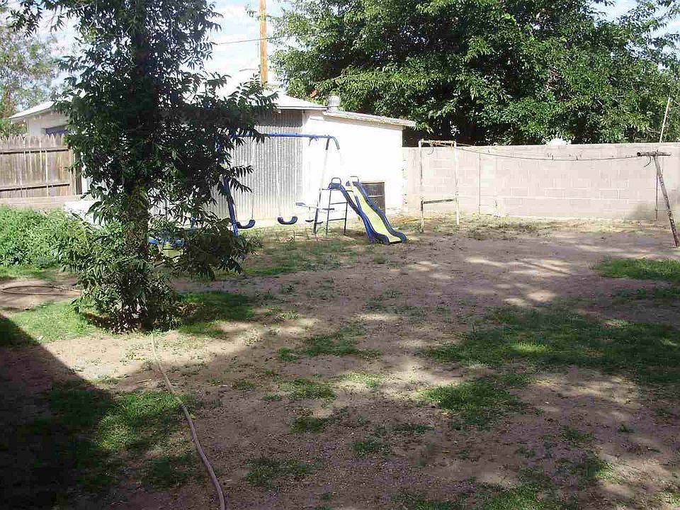2nd image of 258 W Hadley Ave