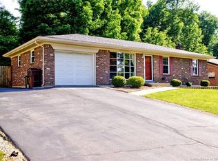 6411 Brent Dr, Floyds Knobs, IN 47119
