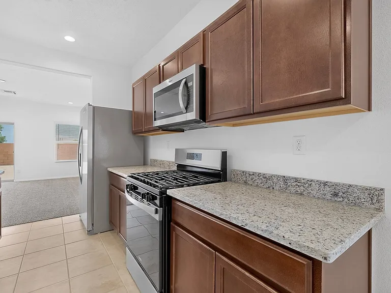 280 Prism Ave SW — Photo 11