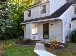 10 Chelsea Cir, South Burlington, VT 05403