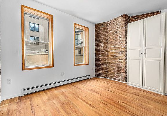 4th image of 578 Lincoln Pl #1