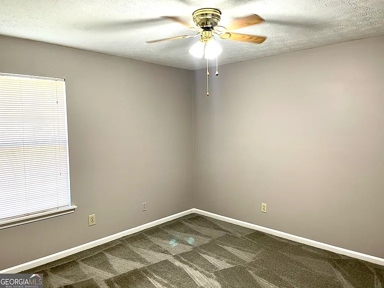 216 Sheraton Ct — Photo 10