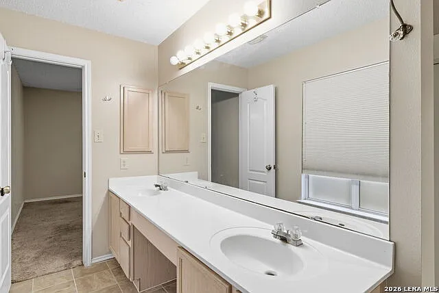 21935 Legend Point Dr — Photo 9