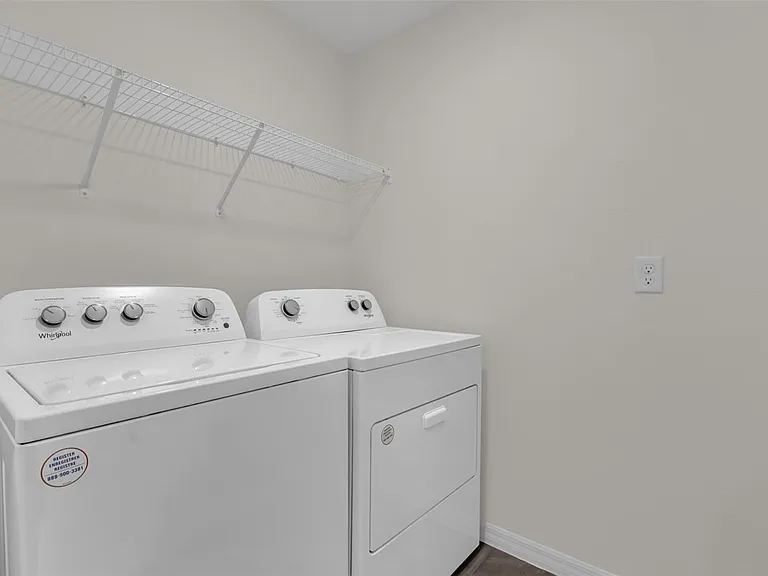 9109 SW 45th Ter — Photo 32