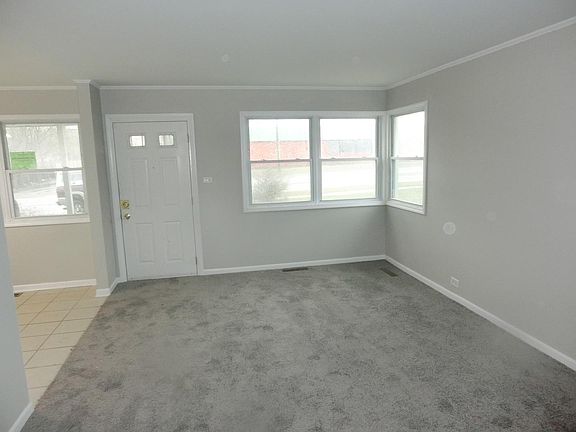 2nd image of 368 Sauk Trl