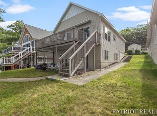 9327 S Catalpa Ave, Newaygo, MI 49337