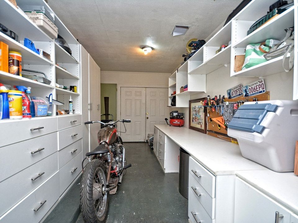 1st image of 2601 Edenwood Dr
