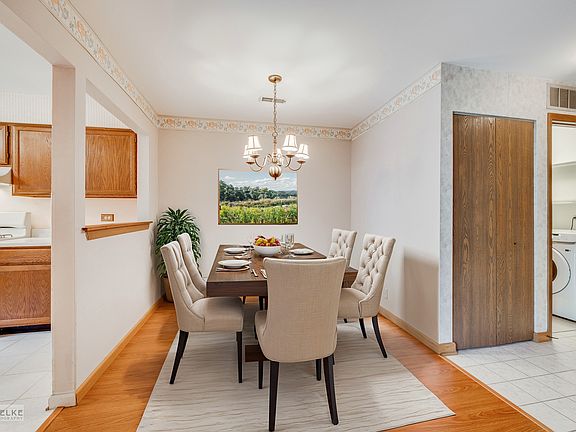 4th image of 316 Sandpebble Ln #225