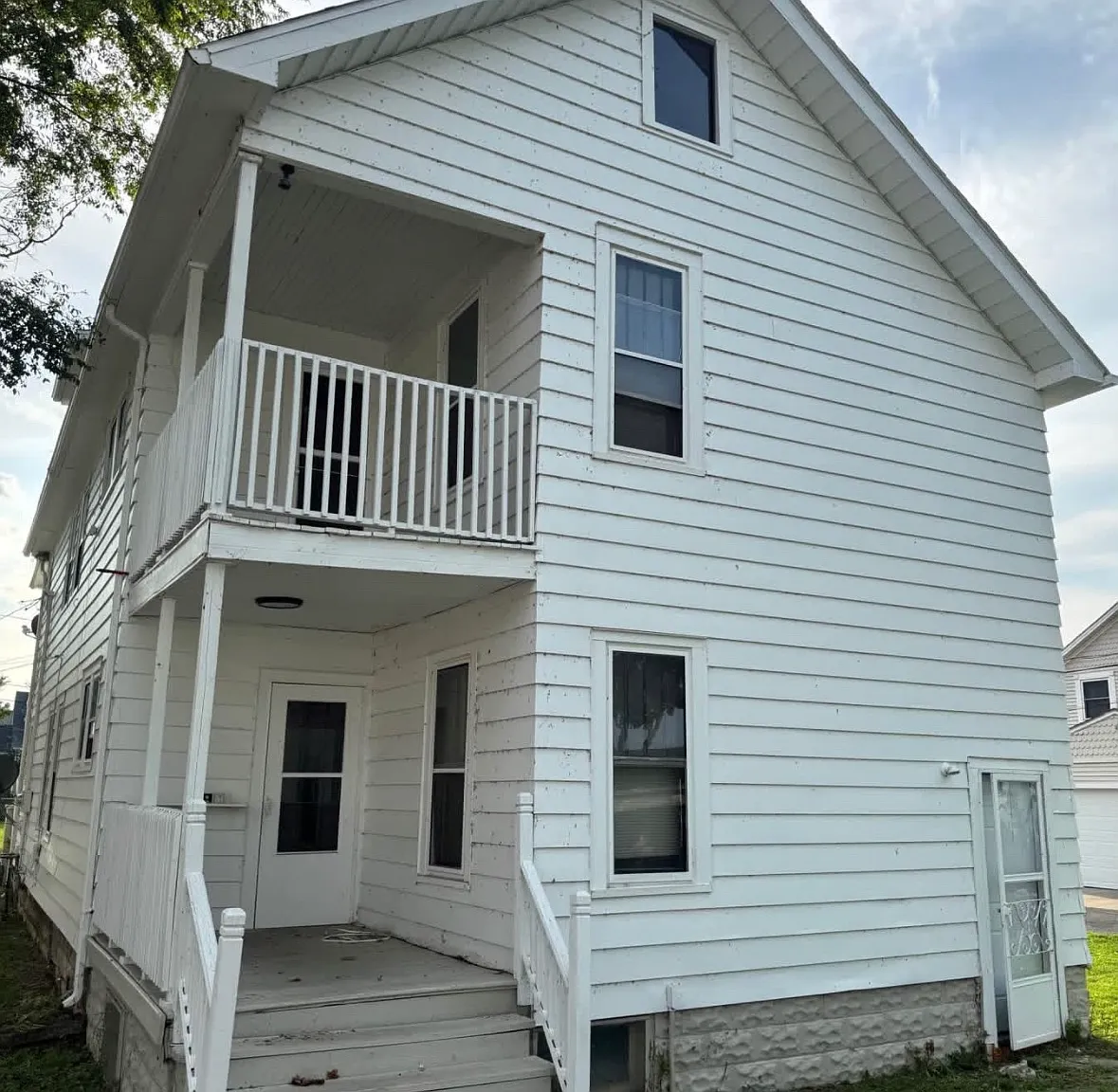 2 bed, 2150 sqft, $1,000 — Photo 2