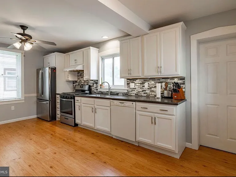 531 Main St — Photo 3
