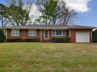 1610 Chapman Ave NE, Huntsville, AL 35811