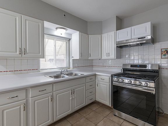 3rd image of 6432 Center Ct