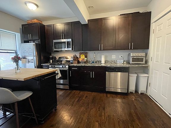 4th image of 5553 N Magnolia Ave #5555-1W