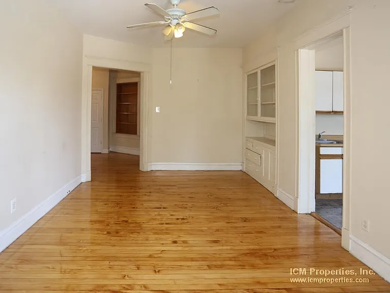 869 W Lill Ave #3 — Photo 3