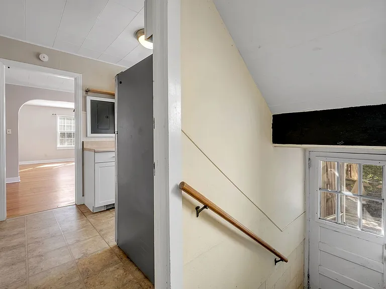810 N Duval St #A — Photo 13