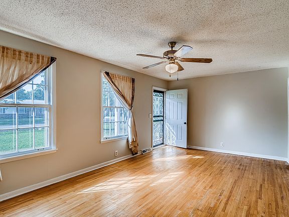 5th image of 2306 Obrien Dr
