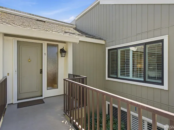 3136 Rossmoor Pkwy APT 5, Walnut Creek, CA 94595