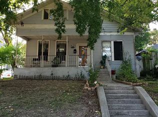 903 N Beckley Ave, Dallas, TX 75203