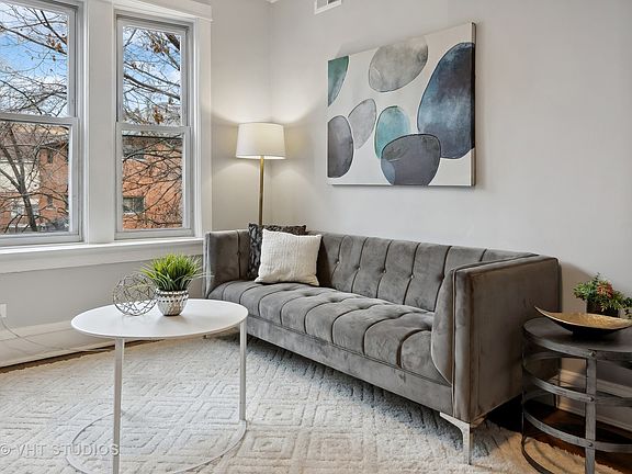 3rd image of 1251 W Leland Ave #2