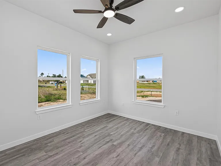 6921 Road 5503 — Photo 20