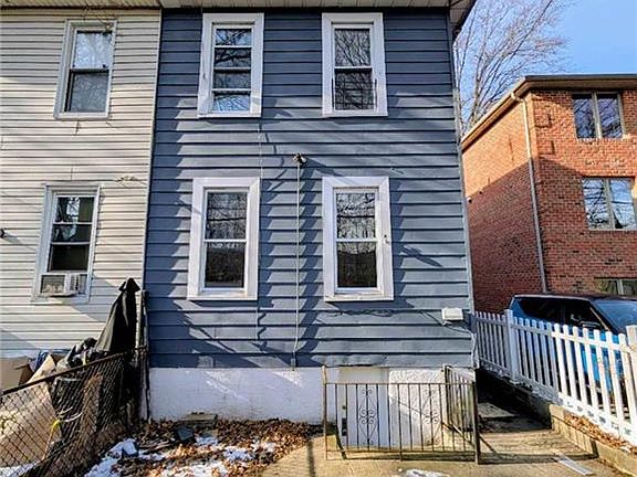 4th image of 2437 E 15th St