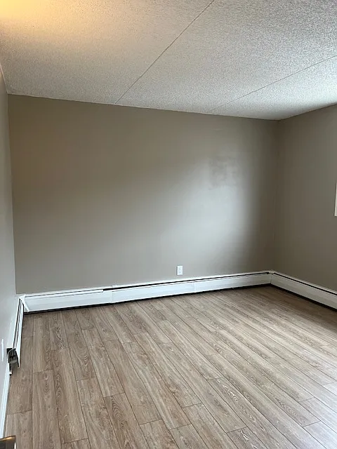 2 bed, $1,450 — Photo 4