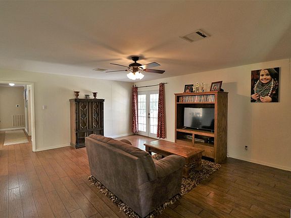 2nd image of 4105 Woodway Dr