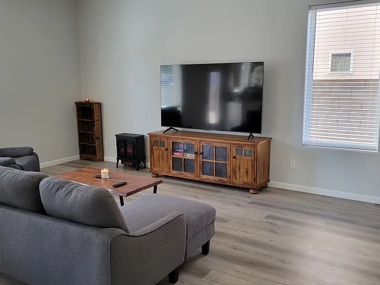10527 Cadiz St NW — Photo 6