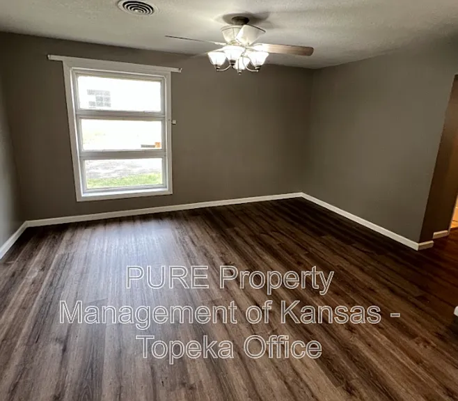 1816 SW Moundview Dr — Photo 14
