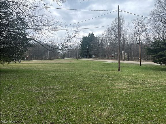 3rd image of 744 Carson Salt Springs Rd