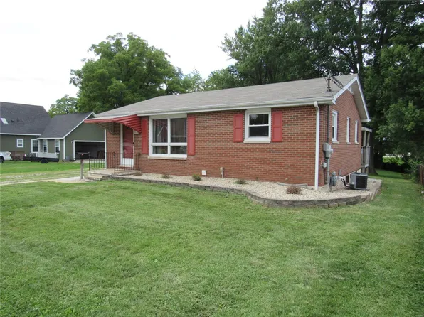 12 E Delmar Ave, Alton, IL 62002