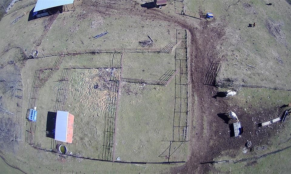 2nd image of 31201 Earls Flat Rd