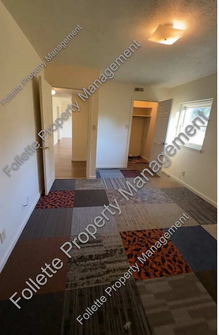 2 bed, 800 sqft, $800 — Photo 3