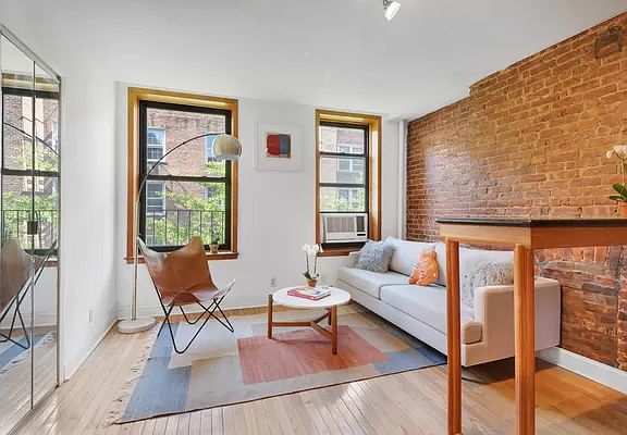 3rd image of 218 E 82nd St #4
