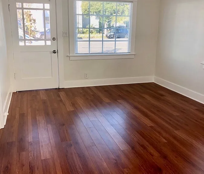 218 Sapphire St — Photo 4