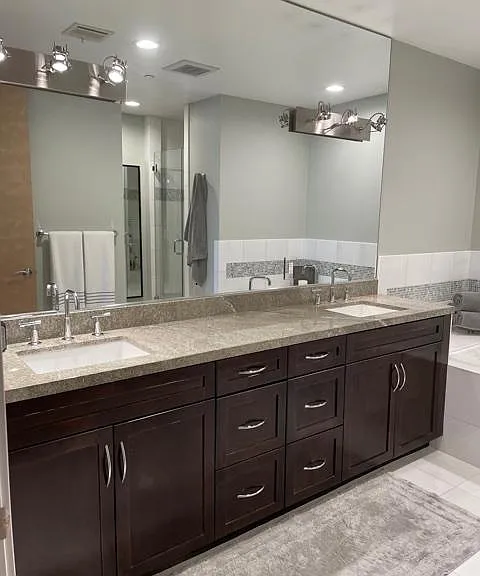 575 Elm Ave #6 — Photo 3