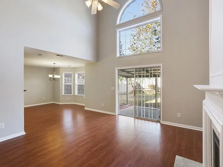 2130 Highland Gate Dr — Photo 4
