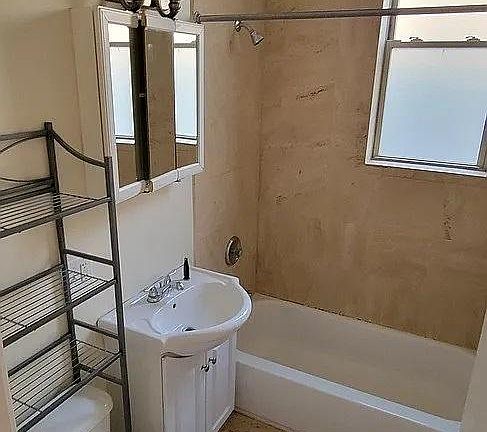 2nd image of 2611 W Augusta Blvd APT 1F