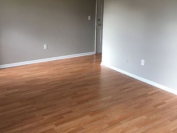 4th image of 1163-65 N Ohio St